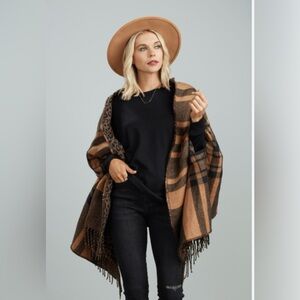 NWT Mudpie Leopard Reversible Scarf Wrap